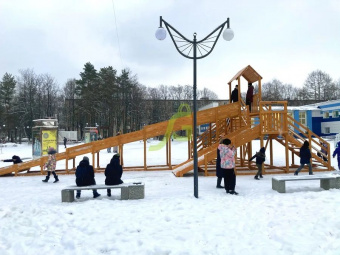 Зимняя деревянная горка "IgraGrad Snow Fox 12 м" с двумя скатами (две лестницы)